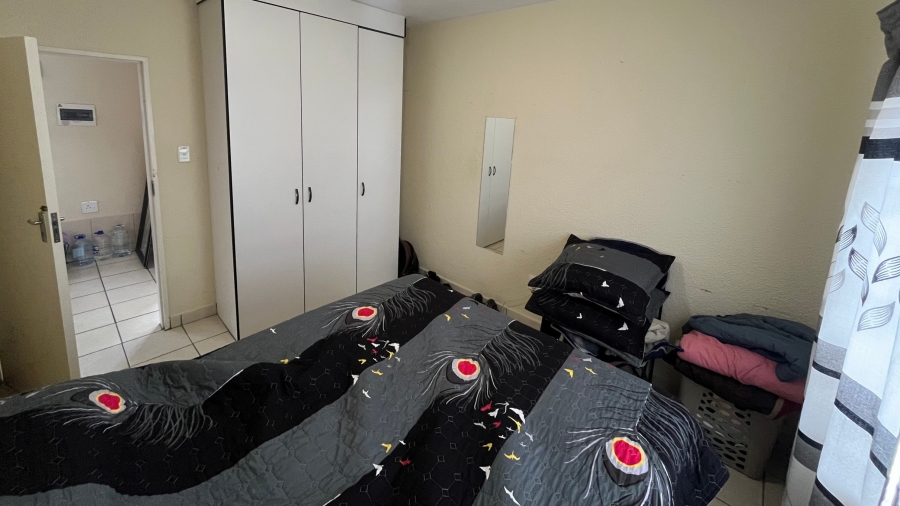 1 Bedroom Property for Sale in Rustenburg Central North West